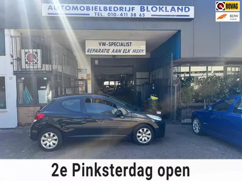 Peugeot 207 1.4 XR/ met NAP en een nieuwe APK!!!