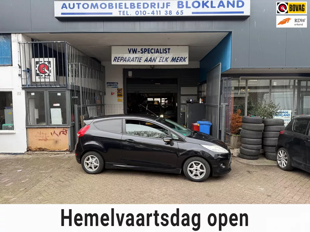 Ford FIESTA 1.6/ Sport/ ST-Line/ met onderhoudshistorie, Airco, Spoiler en een ruime APK!!!